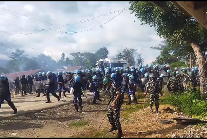 Over 50 injured in Manipur clashes; situation tense in valley and hill districts | Over 50 injured in Manipur clashes; situation tense in valley and hill districts Over 50 injured in Manipur clashes; situation tense in valley and hill districts | Over 50 injured in Manipur clashes; situation tense in valley and hill districts
