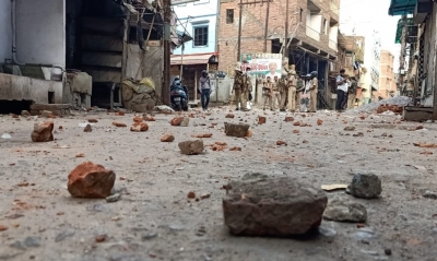 Tension Grips Lucknow After Clash Between Two Communities in Rajendra Nagar (Watch Video) | Tension Grips Lucknow After Clash Between Two Communities in Rajendra Nagar (Watch Video)