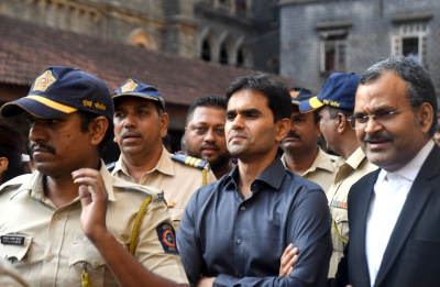 Court issues notice to Delhi Police over Sameer Wankhede's plaint against IPS officer for caste-based harassment | Court issues notice to Delhi Police over Sameer Wankhede's plaint against IPS officer for caste-based harassment Court issues notice to Delhi Police over Sameer Wankhede's plaint against IPS officer for caste-based harassment | Court issues notice to Delhi Police over Sameer Wankhede's plaint against IPS officer for caste-based harassment