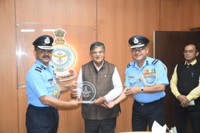 Assam Governor visits Jorhat Air Force station | Assam Governor visits Jorhat Air Force station Assam Governor visits Jorhat Air Force station | Assam Governor visits Jorhat Air Force station
