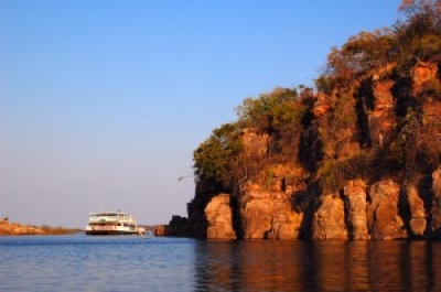 Water levels receding at Zimbabwe's Lake Kariba amid prolonged dry spell | Water levels receding at Zimbabwe's Lake Kariba amid prolonged dry spell Water levels receding at Zimbabwe's Lake Kariba amid prolonged dry spell | Water levels receding at Zimbabwe's Lake Kariba amid prolonged dry spell
