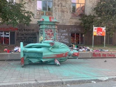 Statue toppled in Canada amid calls to rename varsity | Statue toppled in Canada amid calls to rename varsity Statue toppled in Canada amid calls to rename varsity | Statue toppled in Canada amid calls to rename varsity