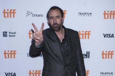 Nicolas Cage spotted holding hands with mystery 'girlfriend' | Nicolas Cage spotted holding hands with mystery 'girlfriend'