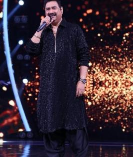 'Bappi Da was the most joyful person', says Kumar Sanu | 'Bappi Da was the most joyful person', says Kumar Sanu 'Bappi Da was the most joyful person', says Kumar Sanu | 'Bappi Da was the most joyful person', says Kumar Sanu
