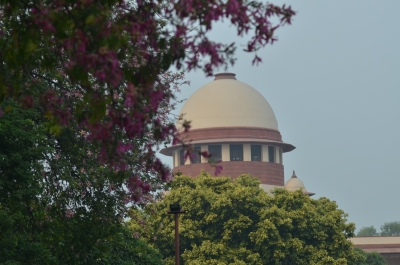 SC seeks Centre's response on plea against restrictions on movement in NCR | SC seeks Centre's response on plea against restrictions on movement in NCR