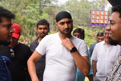 Harbhajan Singh retires from all forms of cricket | Harbhajan Singh retires from all forms of cricket