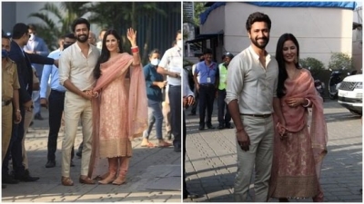 Man & Wife: 'KatVic' return to Mumbai, to resume work soon | Man & Wife: 'KatVic' return to Mumbai, to resume work soon Man & Wife: 'KatVic' return to Mumbai, to resume work soon | Man & Wife: 'KatVic' return to Mumbai, to resume work soon