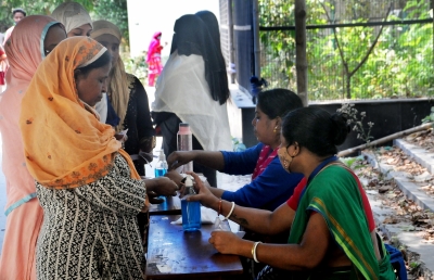 Bengal bypolls see low turnout, minor incidents of violence reported | Bengal bypolls see low turnout, minor incidents of violence reported