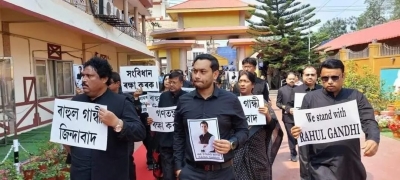 Assam: Cong MLAs wear black clothes to protest Rahul's LS disqualification | Assam: Cong MLAs wear black clothes to protest Rahul's LS disqualification