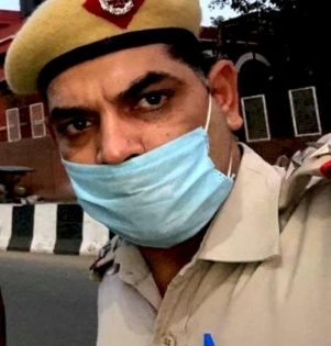 Delhi's killer cop surrenders after shooting GF, murdering father-in-law | Delhi's killer cop surrenders after shooting GF, murdering father-in-law