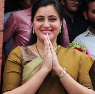 Amravati nominee Navneet Rana emerges as strong Hindutva advocate in Maharashtra | Amravati nominee Navneet Rana emerges as strong Hindutva advocate in Maharashtra