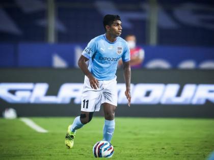 ISL: Raynier urges Mumbai City teammates to 'forget the past' after loss to Hyderabad | ISL: Raynier urges Mumbai City teammates to 'forget the past' after loss to Hyderabad ISL: Raynier urges Mumbai City teammates to 'forget the past' after loss to Hyderabad | ISL: Raynier urges Mumbai City teammates to 'forget the past' after loss to Hyderabad