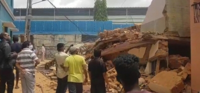 Three-storeyed building collapses in Bengaluru, no casualties reported | Three-storeyed building collapses in Bengaluru, no casualties reported