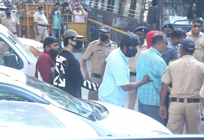 Rave party bust: SRK's son Aryan arrested, sent to 1 day NCB custody | Rave party bust: SRK's son Aryan arrested, sent to 1 day NCB custody
