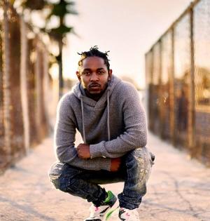 Kendrick Lamar closes Glastonbury performance with 'Godspeed for women's rights' chant | Kendrick Lamar closes Glastonbury performance with 'Godspeed for women's rights' chant