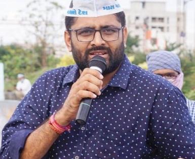 Surat police arrest AAP leader Gopal Italia for comments against BJP leaders | Surat police arrest AAP leader Gopal Italia for comments against BJP leaders