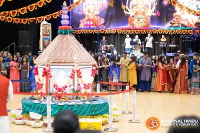 Hindus celebrate Navaratri with fervour as British MPs and police take steps against intimidation | Hindus celebrate Navaratri with fervour as British MPs and police take steps against intimidation