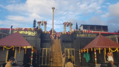 Children coming to Sabarimala exempted from RT-PCR test: Kerala govt | Children coming to Sabarimala exempted from RT-PCR test: Kerala govt