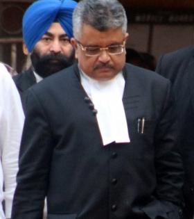 L-G forced Delhi govt to appoint Tushar Mehta in MCD Mayor case: Kejriwal | L-G forced Delhi govt to appoint Tushar Mehta in MCD Mayor case: Kejriwal L-G forced Delhi govt to appoint Tushar Mehta in MCD Mayor case: Kejriwal | L-G forced Delhi govt to appoint Tushar Mehta in MCD Mayor case: Kejriwal