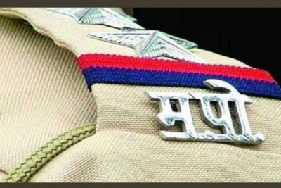 Online sex racket busted in Mumbai: 28-year-old man arrested, woman rescued | Online sex racket busted in Mumbai: 28-year-old man arrested, woman rescued Online sex racket busted in Mumbai: 28-year-old man arrested, woman rescued | Online sex racket busted in Mumbai: 28-year-old man arrested, woman rescued