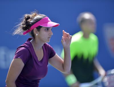 Sania Mirza reaches women's doubles pre-quarters in Dubai | Sania Mirza reaches women's doubles pre-quarters in Dubai