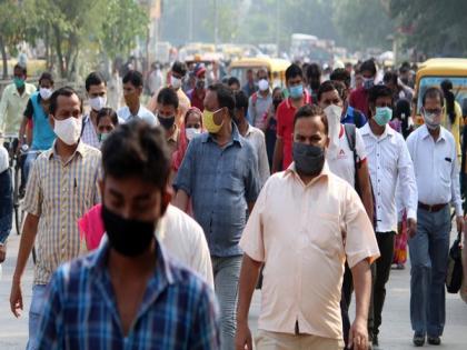Delhi makes masks mandatory in public places, re-imposes fine for violation | Delhi makes masks mandatory in public places, re-imposes fine for violation