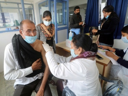 Covid-19: At least 75 per cent beneficiaries vaccinated in 4 states, says health ministry | Covid-19: At least 75 per cent beneficiaries vaccinated in 4 states, says health ministry