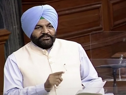 Ukraine Crises: Cong MP Gurjeet Singh Aujla to visit Poland to help stranded Indian students | Ukraine Crises: Cong MP Gurjeet Singh Aujla to visit Poland to help stranded Indian students