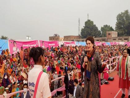 Politics done in name of religion, caste but no work done for women: Priyanka Gandhi | Politics done in name of religion, caste but no work done for women: Priyanka Gandhi