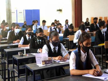 Union Education Ministry seeks inputs from Rajasthan education dept about class 12 political science paper which had questions on Congress' achievements | Union Education Ministry seeks inputs from Rajasthan education dept about class 12 political science paper which had questions on Congress' achievements