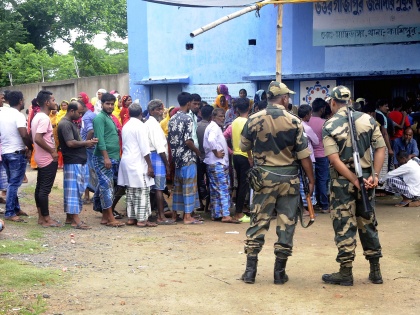 Bengal panchayat polls: Re-polling in certain booths under central armed forces cover on Monday | Bengal panchayat polls: Re-polling in certain booths under central armed forces cover on Monday