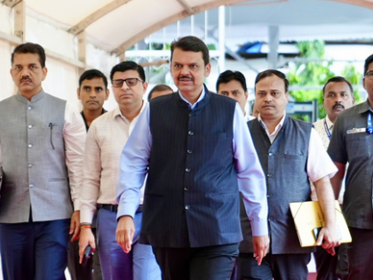 Shiv Sena ministers meet Fadnavis over BJP legislators' allegations against CM Shinde | Shiv Sena ministers meet Fadnavis over BJP legislators' allegations against CM Shinde Shiv Sena ministers meet Fadnavis over BJP legislators' allegations against CM Shinde | Shiv Sena ministers meet Fadnavis over BJP legislators' allegations against CM Shinde