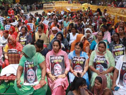 Mahila Congress, Youth Congress protest on Manipur women issue, demand CM Biren Singh's removal | Mahila Congress, Youth Congress protest on Manipur women issue, demand CM Biren Singh's removal Mahila Congress, Youth Congress protest on Manipur women issue, demand CM Biren Singh's removal | Mahila Congress, Youth Congress protest on Manipur women issue, demand CM Biren Singh's removal