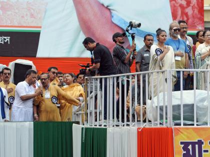 TMC's 'Martyrs Day' rally signals reversal of Mamata & Abhishek's roles | TMC's 'Martyrs Day' rally signals reversal of Mamata & Abhishek's roles TMC's 'Martyrs Day' rally signals reversal of Mamata & Abhishek's roles | TMC's 'Martyrs Day' rally signals reversal of Mamata & Abhishek's roles
