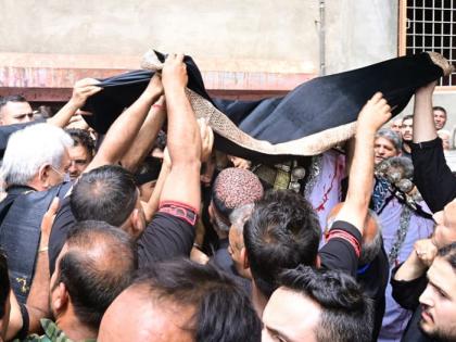 J&K L-G joins 10th Muharram procession in Srinagar | J&K L-G joins 10th Muharram procession in Srinagar J&K L-G joins 10th Muharram procession in Srinagar | J&K L-G joins 10th Muharram procession in Srinagar