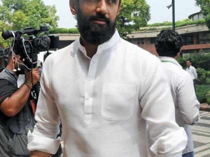 Chirag Paswan seeks blessings from people of Jamui | Chirag Paswan seeks blessings from people of Jamui Chirag Paswan seeks blessings from people of Jamui | Chirag Paswan seeks blessings from people of Jamui