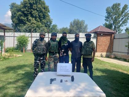 Two hybrid terrorists arrested in J&K's Baramulla | Two hybrid terrorists arrested in J&K's Baramulla Two hybrid terrorists arrested in J&K's Baramulla | Two hybrid terrorists arrested in J&K's Baramulla
