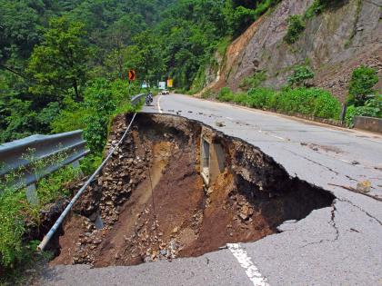 Reliance contributes Rs 25 cr to Uttarakhand for post-flood recovery & development | Reliance contributes Rs 25 cr to Uttarakhand for post-flood recovery & development Reliance contributes Rs 25 cr to Uttarakhand for post-flood recovery & development | Reliance contributes Rs 25 cr to Uttarakhand for post-flood recovery & development