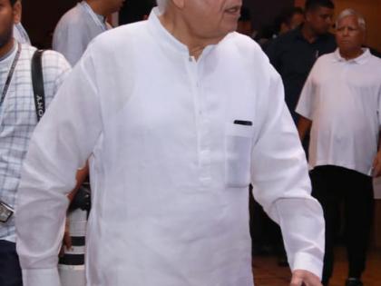 Thackeray lawyer Sibal's arrival creates a minor flutter at INDIA meet | Thackeray lawyer Sibal's arrival creates a minor flutter at INDIA meet