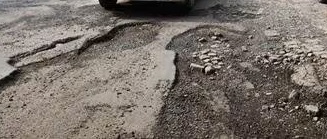 Potholed roads in Lucknow to be restored by Diwali | Potholed roads in Lucknow to be restored by Diwali Potholed roads in Lucknow to be restored by Diwali | Potholed roads in Lucknow to be restored by Diwali