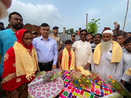 Railways rewards boy for flagging track damage, preventing train mishap | Railways rewards boy for flagging track damage, preventing train mishap
