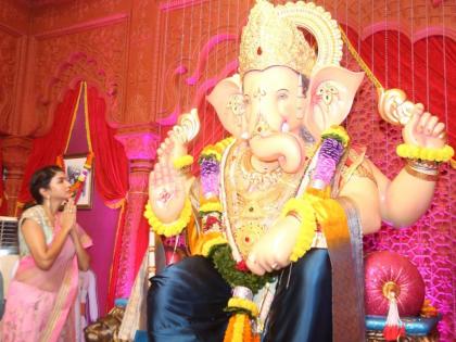 Lakshmi Manchu seeks Lord Ganpati’s blessings at Andheri Cha Raja in Mumbai | Lakshmi Manchu seeks Lord Ganpati’s blessings at Andheri Cha Raja in Mumbai Lakshmi Manchu seeks Lord Ganpati’s blessings at Andheri Cha Raja in Mumbai | Lakshmi Manchu seeks Lord Ganpati’s blessings at Andheri Cha Raja in Mumbai