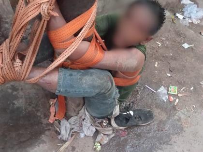 Mentally challenged man tied to pole, beaten to death in Delhi | Mentally challenged man tied to pole, beaten to death in Delhi Mentally challenged man tied to pole, beaten to death in Delhi | Mentally challenged man tied to pole, beaten to death in Delhi