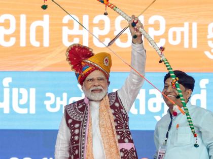 PM Modi criticises former Central govt for non-cooperation to Vibrant Gujarat | PM Modi criticises former Central govt for non-cooperation to Vibrant Gujarat PM Modi criticises former Central govt for non-cooperation to Vibrant Gujarat | PM Modi criticises former Central govt for non-cooperation to Vibrant Gujarat