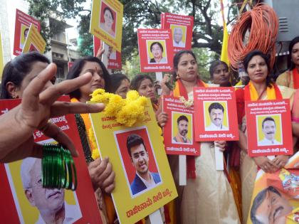 Cauvery dispute: Kannada activists give 'Delhi chalo' call, to stage protest at Jantar Mantar | Cauvery dispute: Kannada activists give 'Delhi chalo' call, to stage protest at Jantar Mantar Cauvery dispute: Kannada activists give 'Delhi chalo' call, to stage protest at Jantar Mantar | Cauvery dispute: Kannada activists give 'Delhi chalo' call, to stage protest at Jantar Mantar
