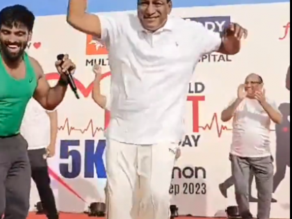 Telangana minister shakes a leg | Telangana minister shakes a leg Telangana minister shakes a leg | Telangana minister shakes a leg