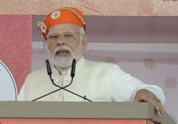 Modi promises ‘pakka ghar’ and tap connection to each poor in Rajasthan (2nd lead) | Modi promises ‘pakka ghar’ and tap connection to each poor in Rajasthan (2nd lead) Modi promises ‘pakka ghar’ and tap connection to each poor in Rajasthan (2nd lead) | Modi promises ‘pakka ghar’ and tap connection to each poor in Rajasthan (2nd lead)