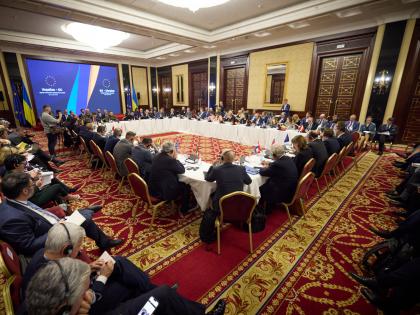 EU Foreign Ministers meet in Kiev for first overseas meeting outside bloc | EU Foreign Ministers meet in Kiev for first overseas meeting outside bloc