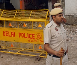 Delhi Police nab 19-yr-old suspect on the run in murder case | Delhi Police nab 19-yr-old suspect on the run in murder case Delhi Police nab 19-yr-old suspect on the run in murder case | Delhi Police nab 19-yr-old suspect on the run in murder case
