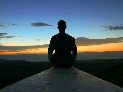 Hunt on for foreigner who meditated naked at Hindu shrine in Bali | Hunt on for foreigner who meditated naked at Hindu shrine in Bali
